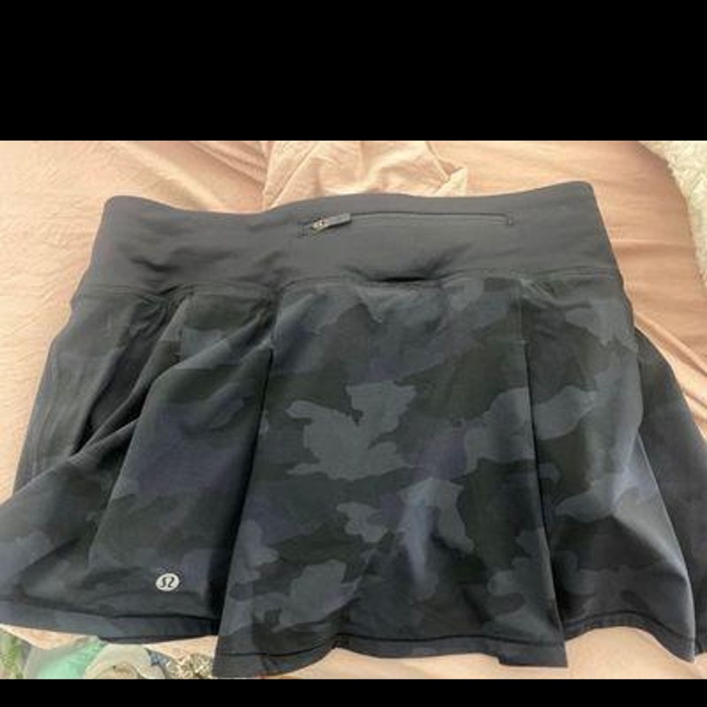 Lululemon pace revival mid rise skirt